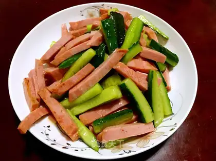 Cucumber ham