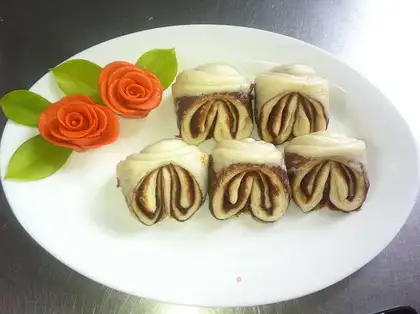 Pig bean rolls