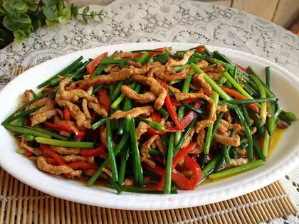 Garlic and thin meat
