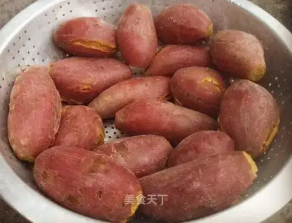 Steam potatoes