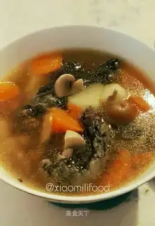 Roast chicken soup
