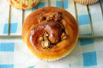 Caramel pecan rolls