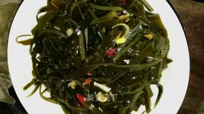 Homemade spicy seaweed