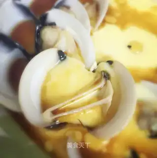White shellfish