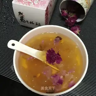A rose's silver ear