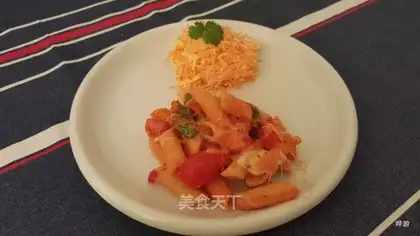 Potato sauce macaroni
