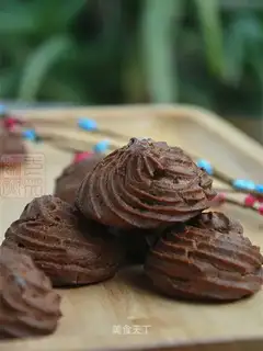 Chocolate puffs