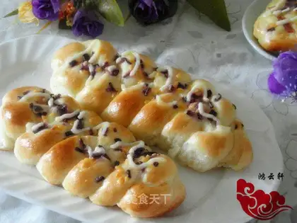 Onion cheese bread