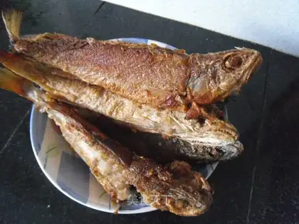 Fried yellowfish
