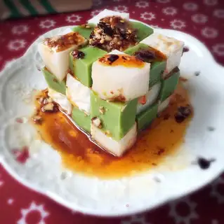 The Jade Emerald Cube