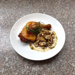Rosemary roasted chicken legs