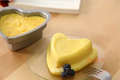 Mango cheese pudding