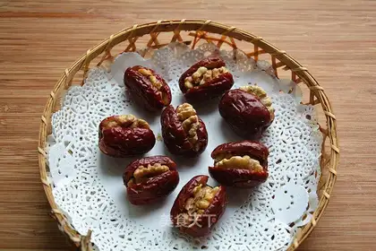 Trees and walnuts