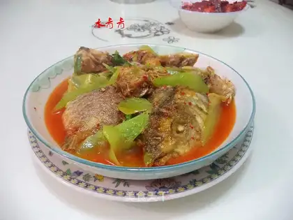 The celery is cooking fish