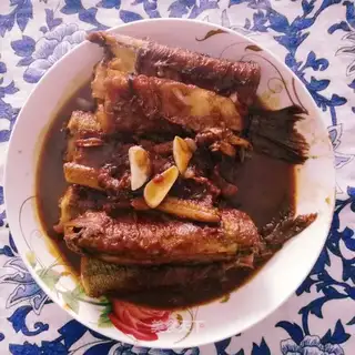 Red-burned pony fish