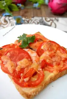 Shrimp tomato toast pizza