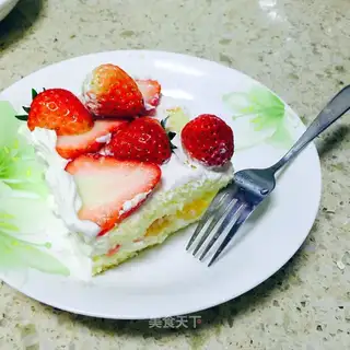 Strawberry chili cake