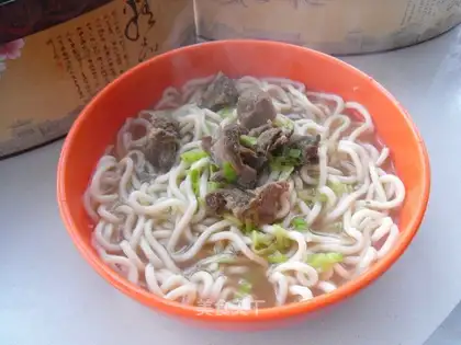 Bones soup for noodles