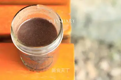 Red-tree black rice paste