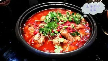 Chongqing spicy water boils hoof flowers
