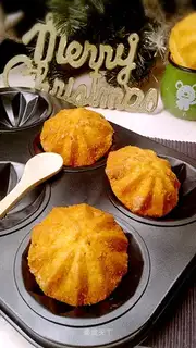 Cranberry milk cake