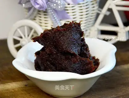 Red sugar ginger dates