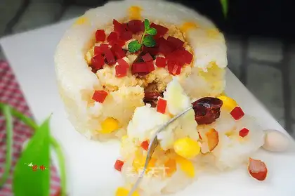 The white fruit date cake