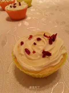 A cranberry yogurt cake