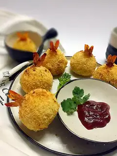 Potato phoenix shrimp ball
