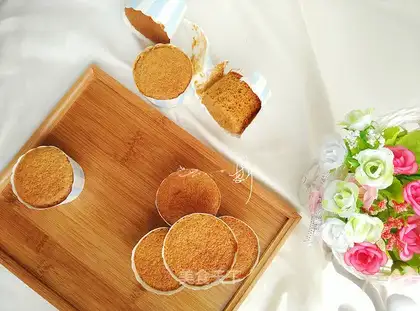 Sweet honey cake