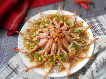 Flowers with rich shrimp
