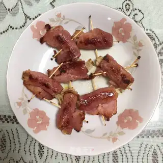 Bacon pins and mushrooms
