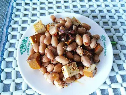 Soy-dry peanuts