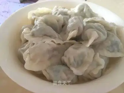 The egg and pork dumplings