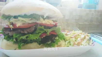 Double black pepper pork burger