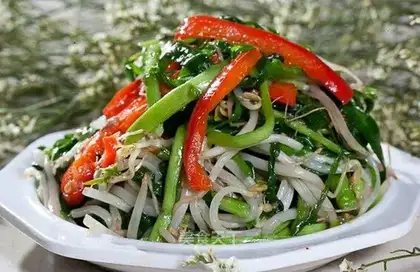 Soccer bean sprouts