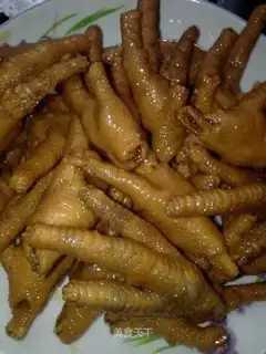 Chicken claws