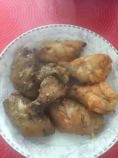 Hot chicken wings