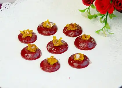 ♪ A bouquet of red eggs ♪