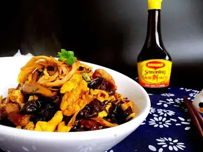 Hangzhou mushu meat