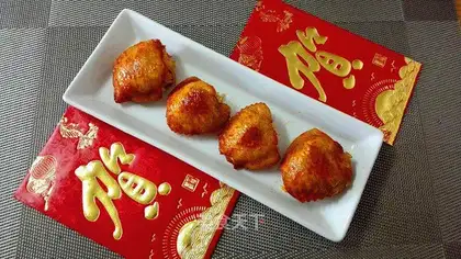 Chicken wing buns
