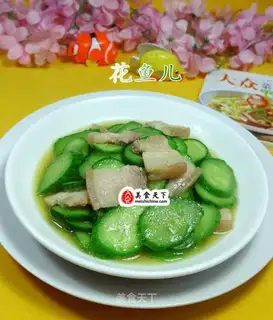Salt and cucumber