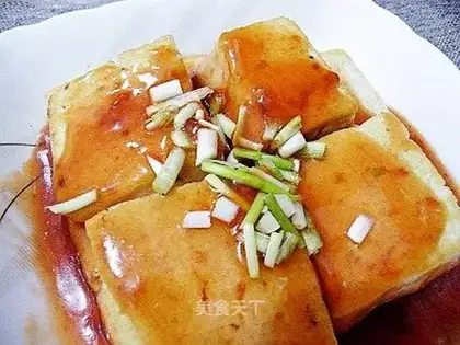 Tofu in tomato sauce