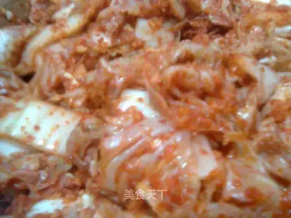 Simple version of spicy cabbage