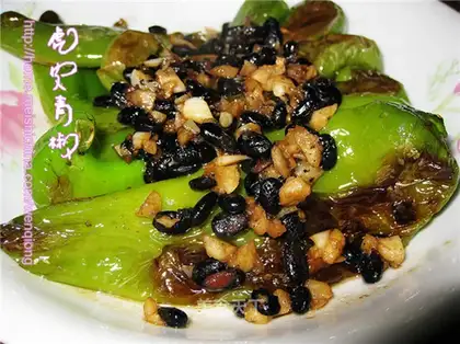 Tiger skin green pepper