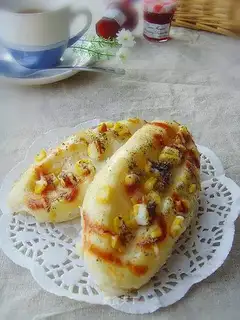 Corn salad bun