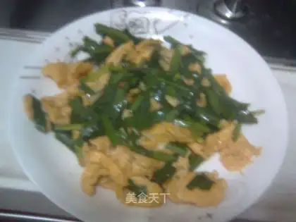chives scrambled eggs