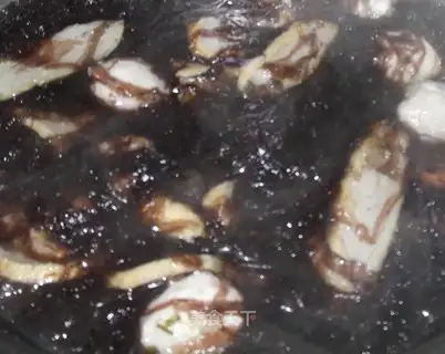 Fish slices boiled seaweed