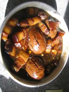 Shanghai braised pork with stewed egg