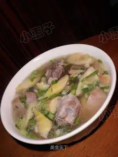 Bacon pork and bamboo shoots soup